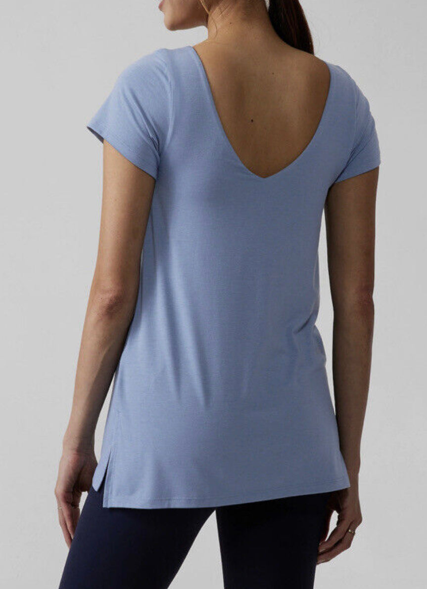 ATHLETA Essence Support Top, Medium Blue NEW! A4