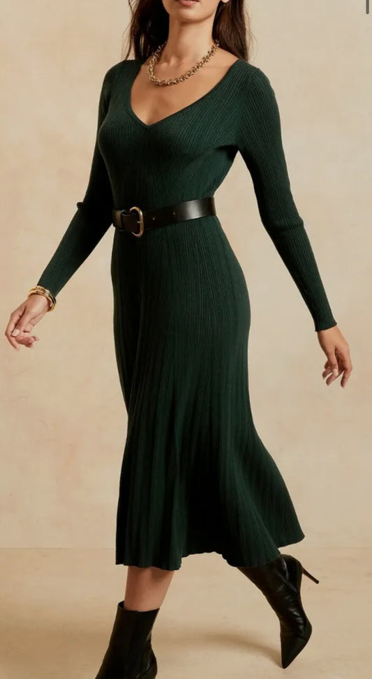 Banana Republic Ribbed V-Neck Sweater Dress, Small New! B13