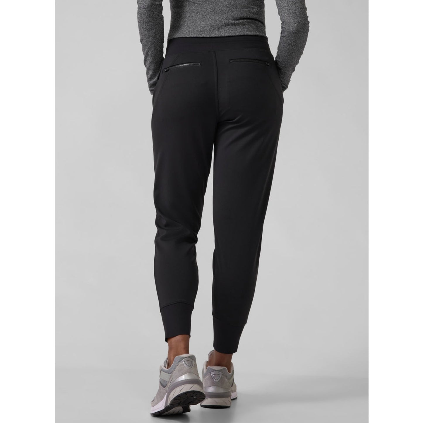 ATHLETA Venice Mid Rise Jogger, Medium, Black, A6