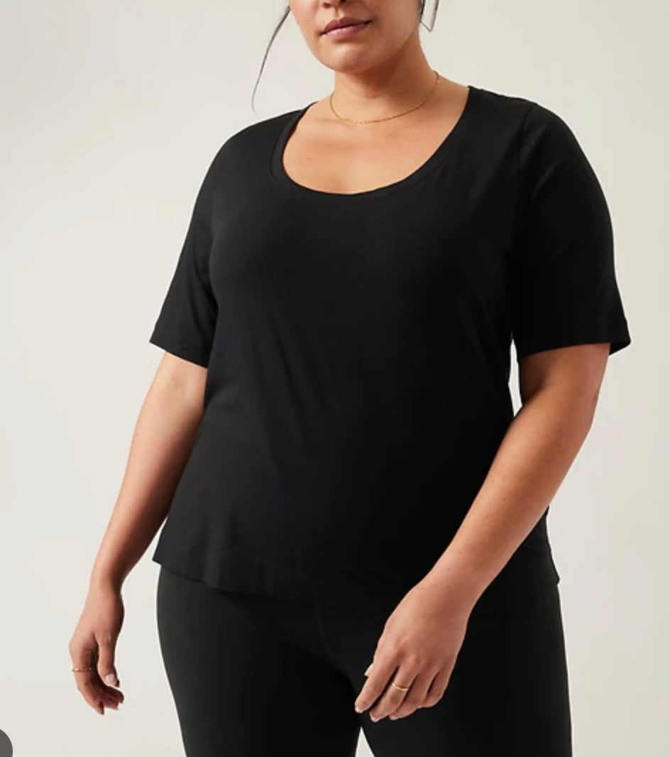 ATHLETA Outbound Scoop Tee, Black New! A4