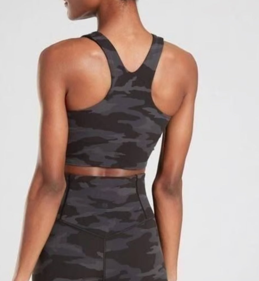 ATHLETA Conscious Crop In Powervita D-DD, Black Camo 1X A11