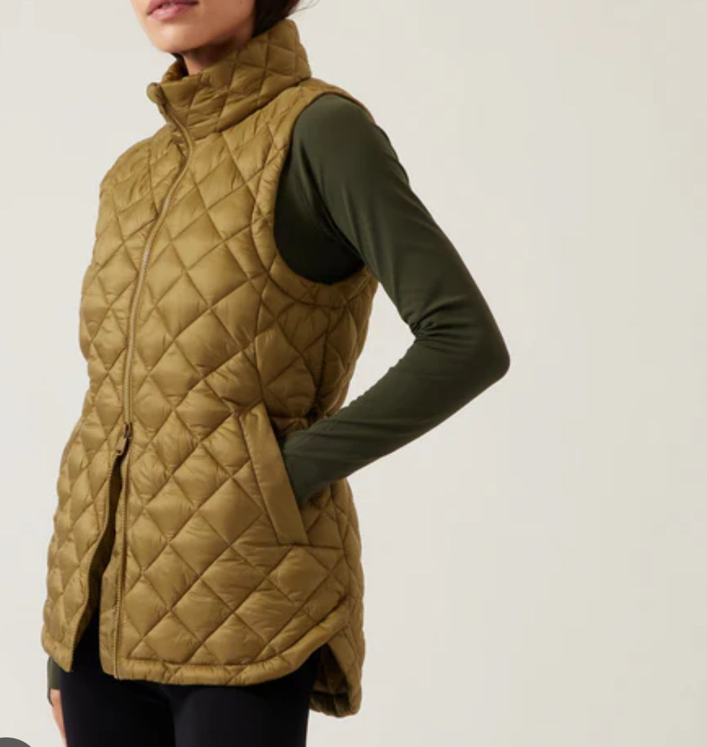 Athleta puffer vest on sale