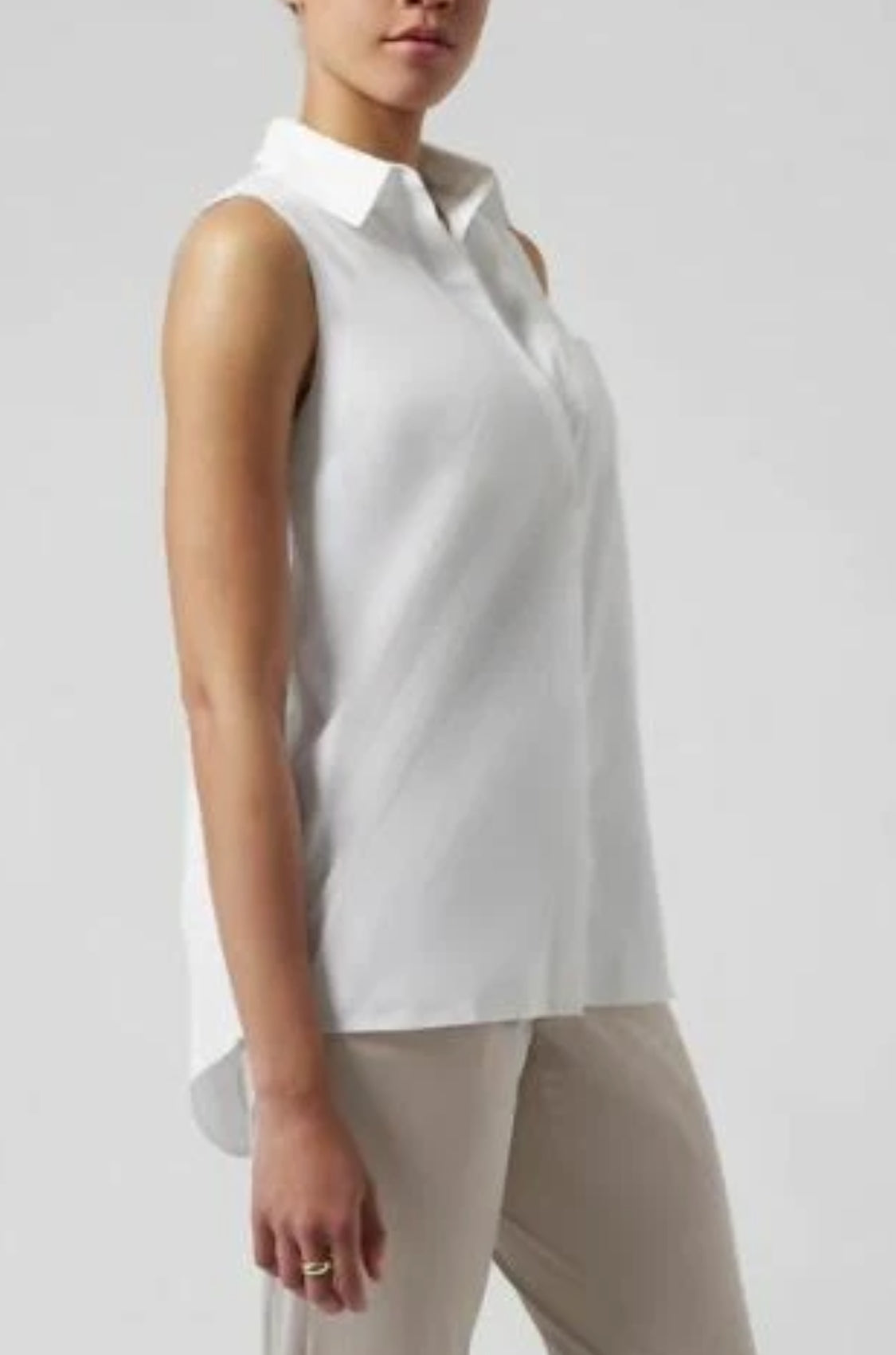 ATHLETA Urbanite II Tank, XL, White NEW! B11