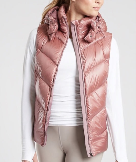 Athleta Lofty Down Vest, Dogwood Mauve, Medium-Tall, New! B5
