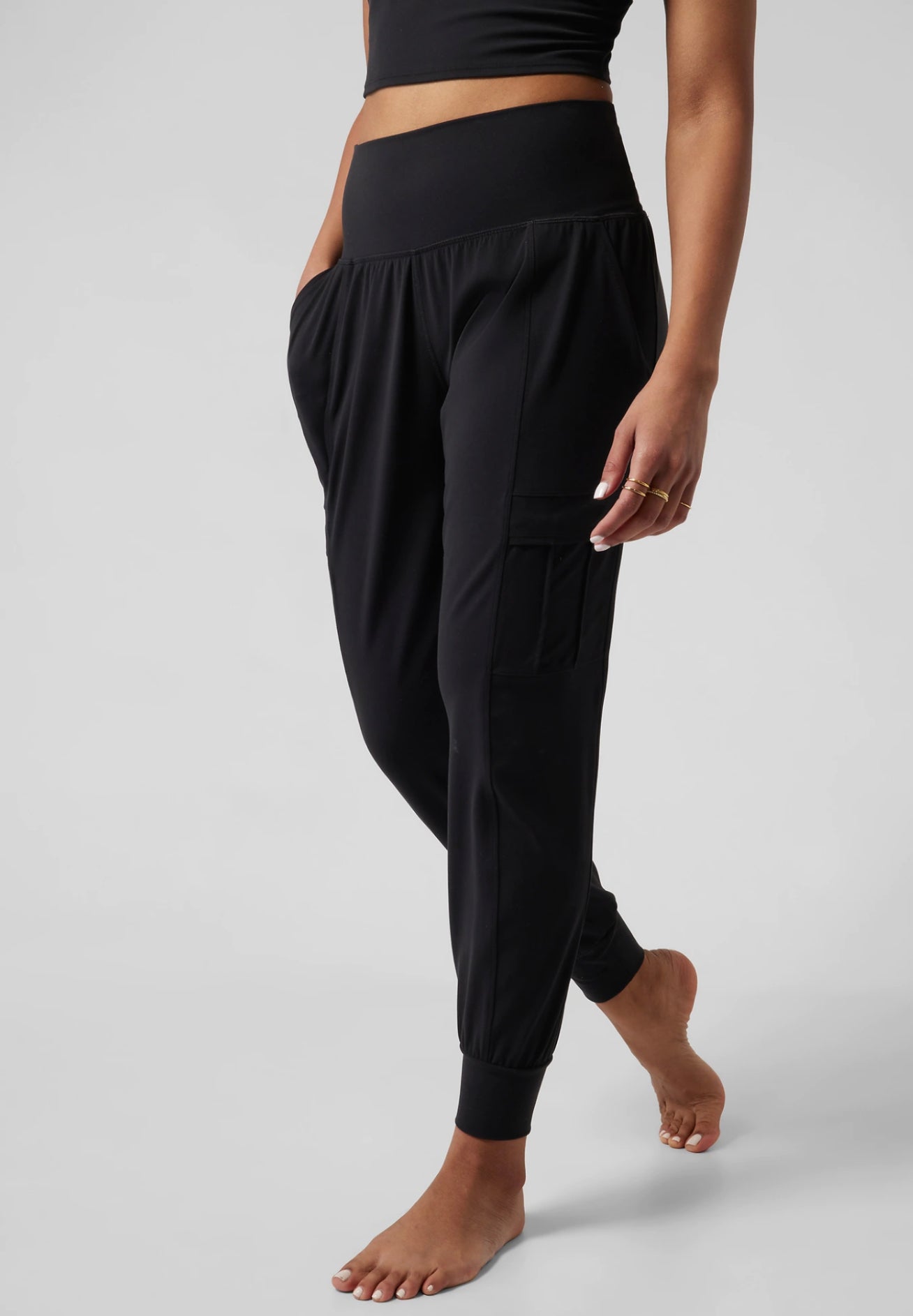 ATHLETA Salutation Cargo Jogger (NEW) Medium