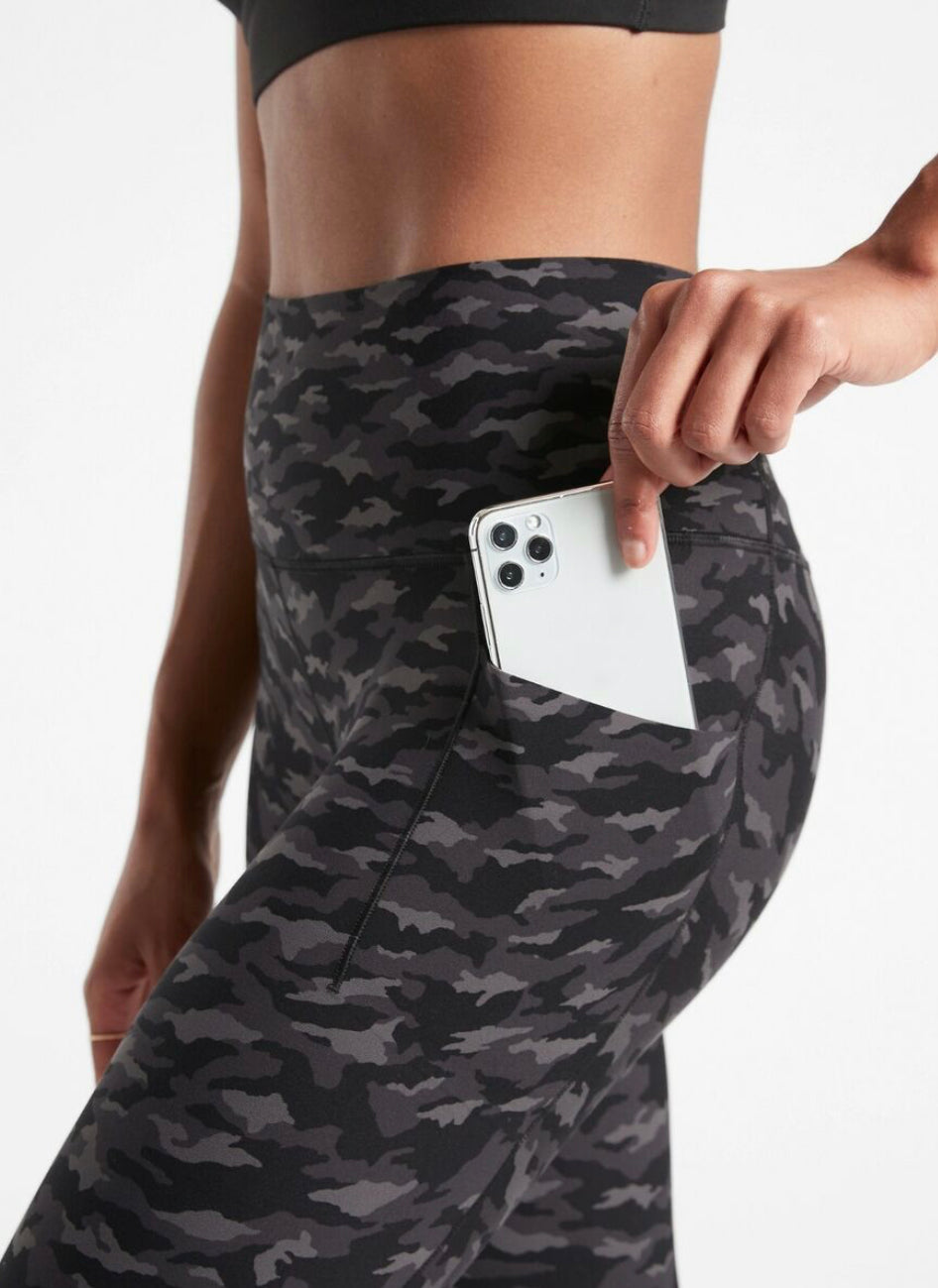 ATHLETA Salutation Stash Pocket Printed 7/8 (NEW) 1X