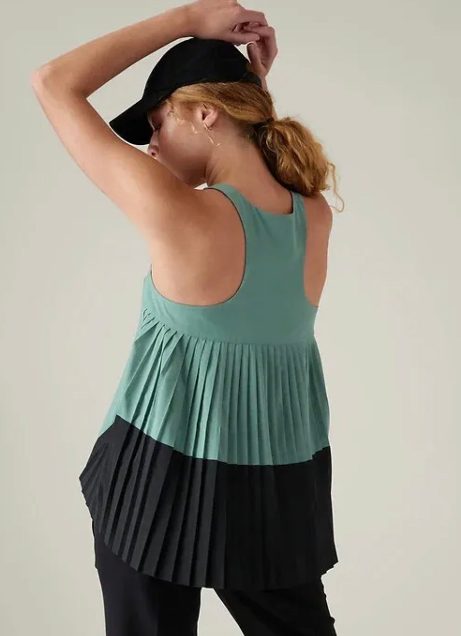 ATHLETA Swing Forward Pleated Tank, New! (A1)