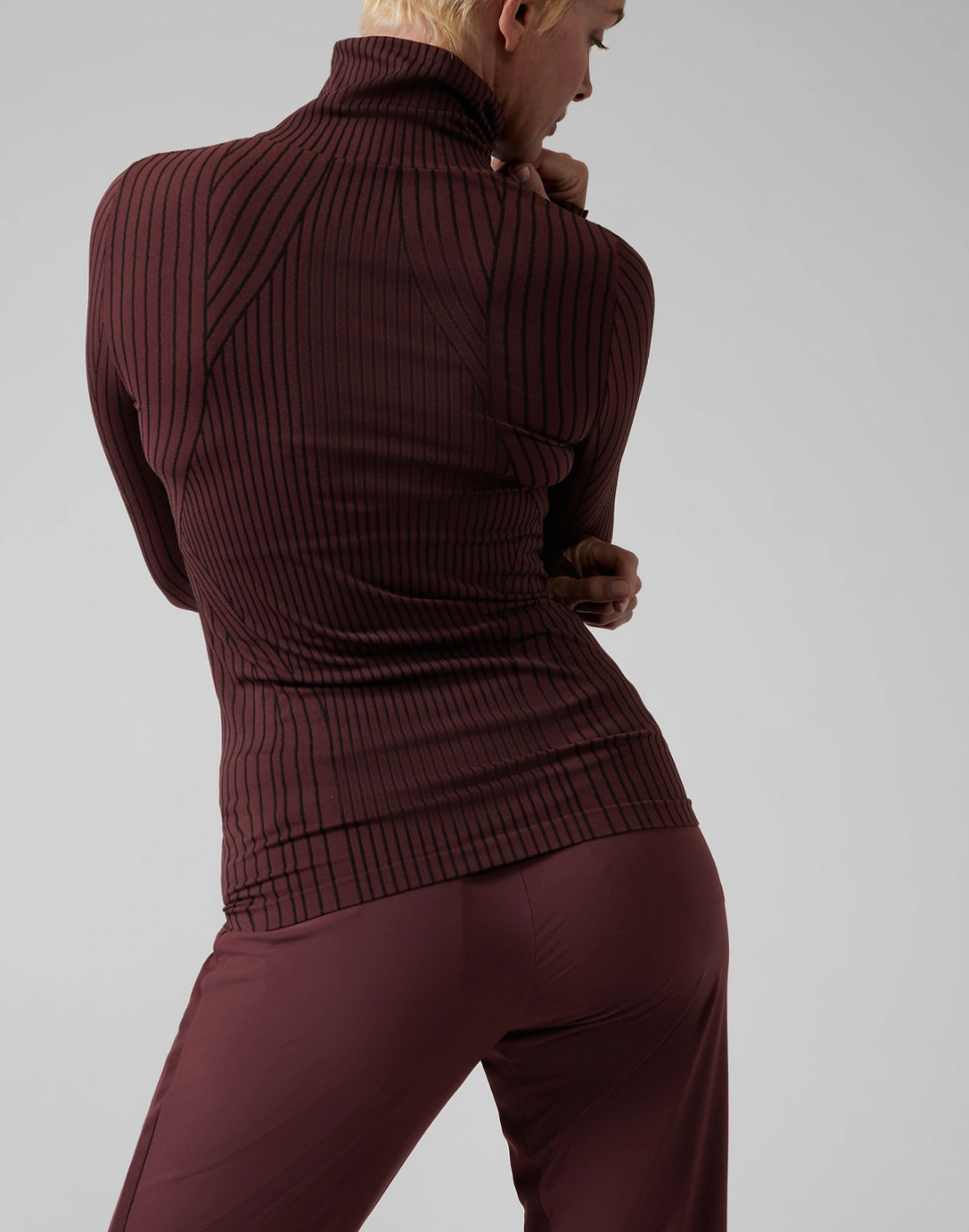 ATHLETA Flurry Endeavor Turtleneck, XL NEW! B1