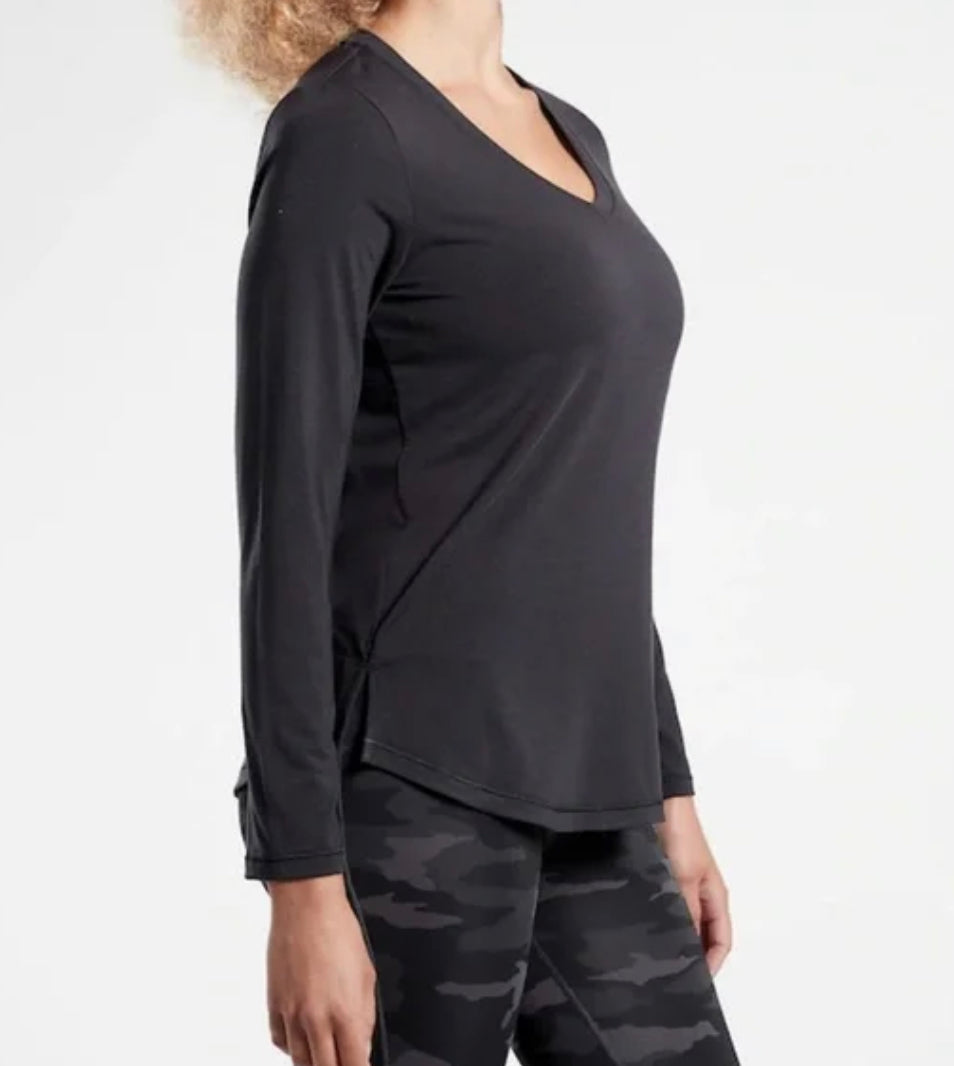 ATHLETA Essential V Neck Top, Black XL NEW! A3