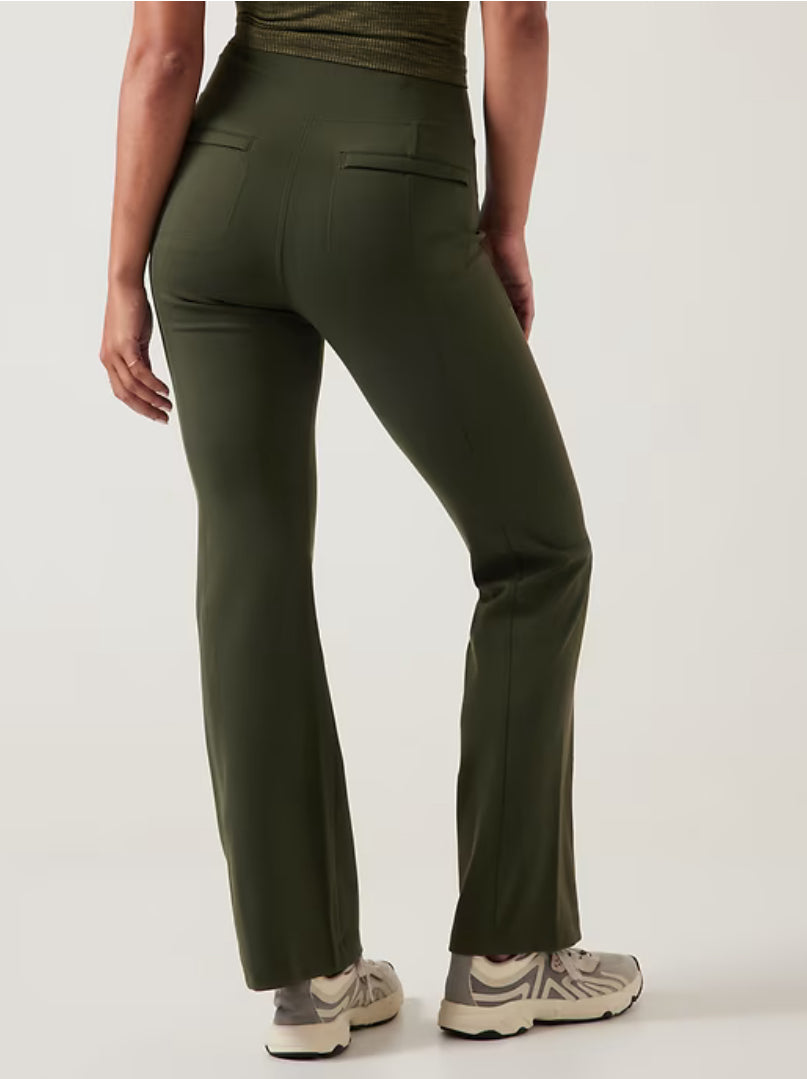 ATHLETA Delancey Straight Leg Cargo Pant, Olive Green XL A10