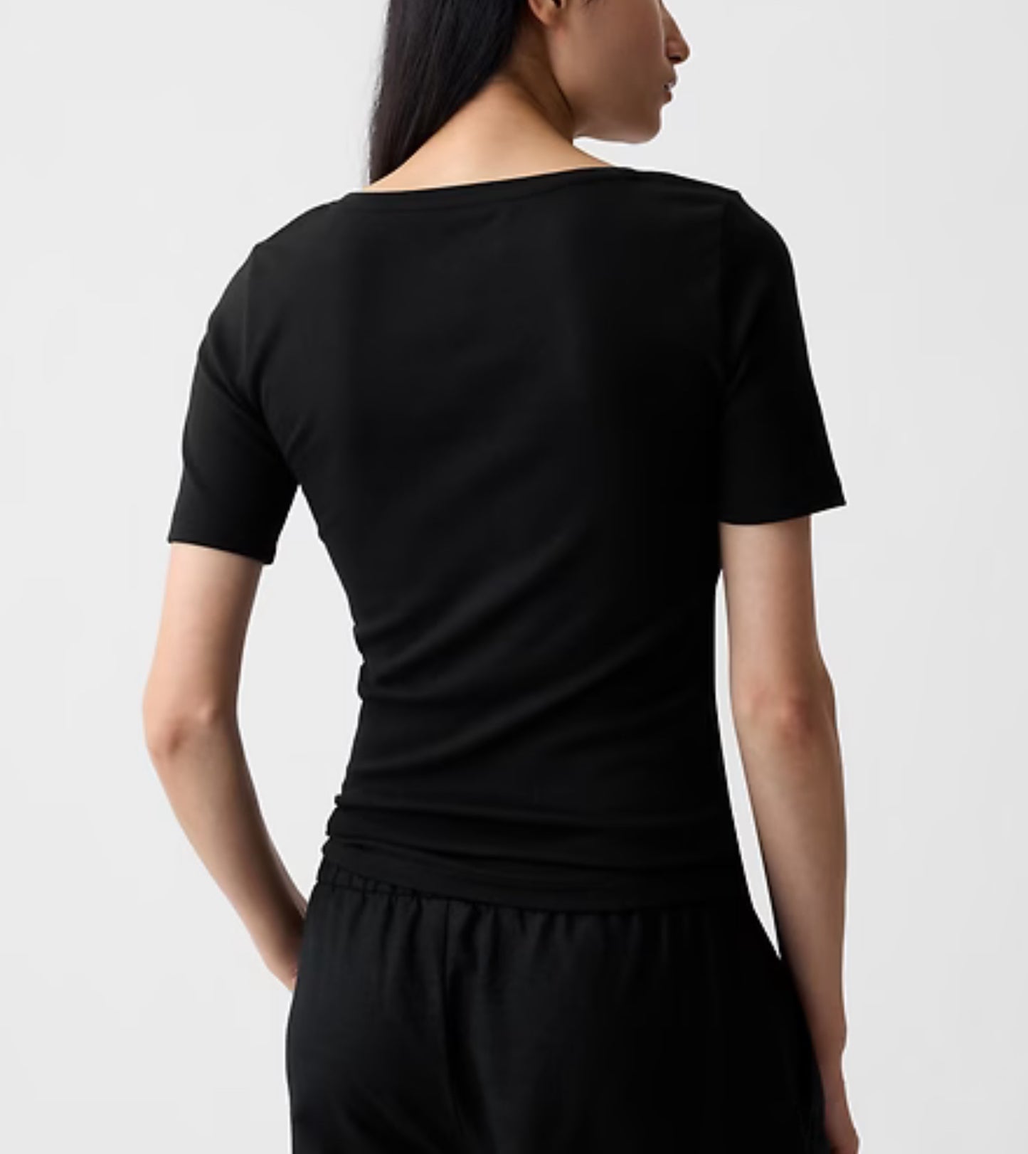 GAP Modern V-Neck Tee