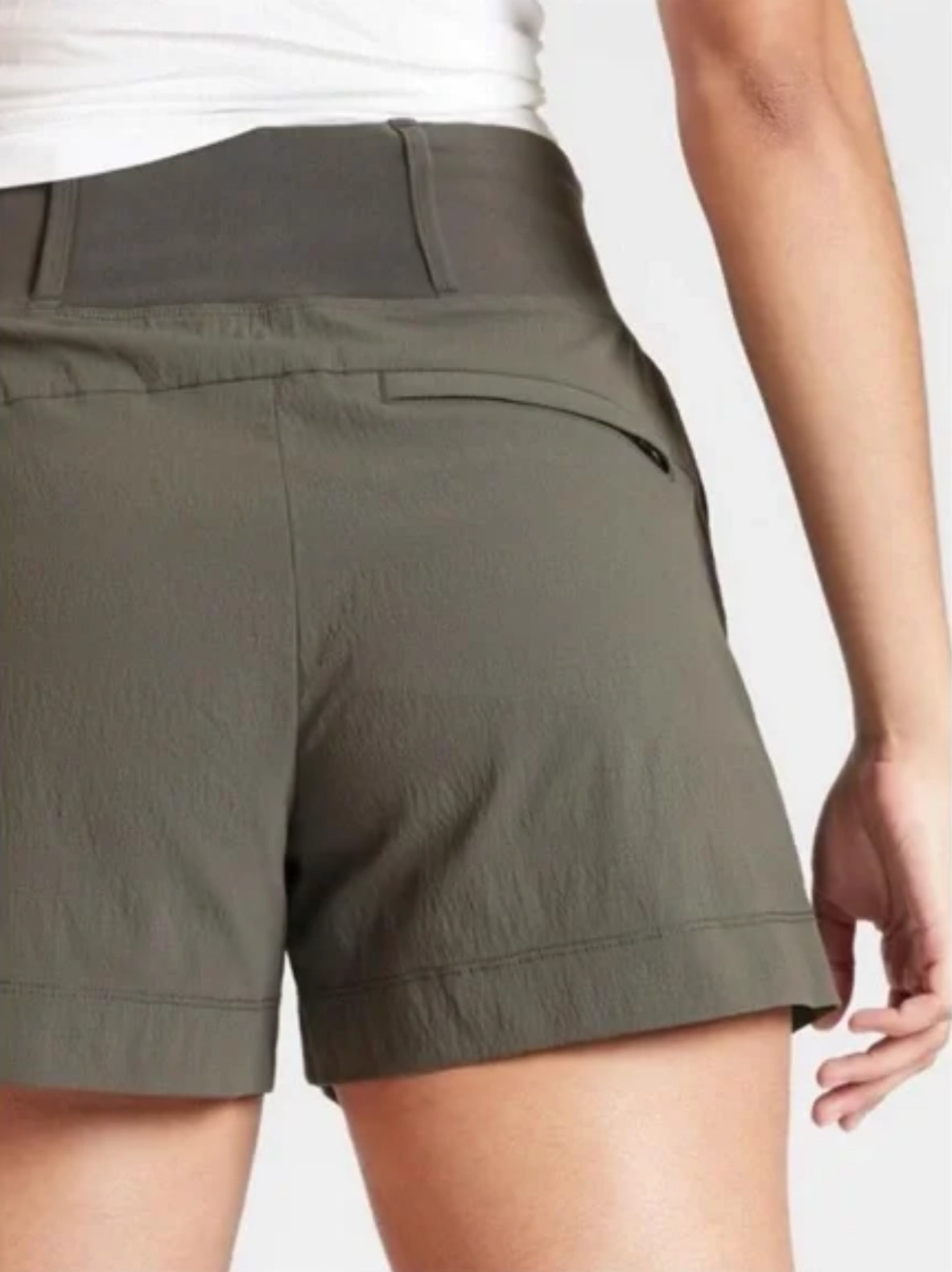 ATHLETA Trekkie North Short (NEW) 12 Green