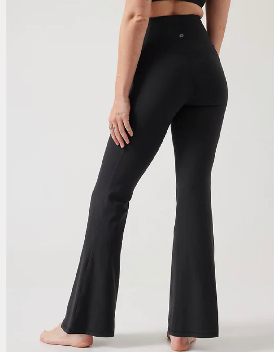 ATHLETA Salutation Stash Flare Pant (NEW) Large