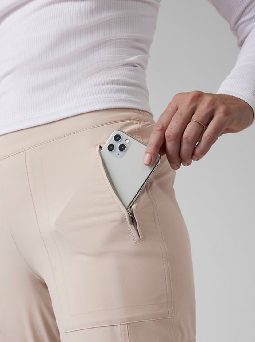 ATHLETA Chelsea Cargo Lined Pant (NEW) 16 A6