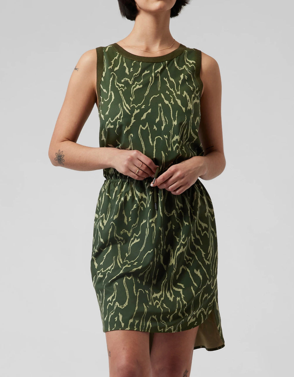 ATHLETA Rincon Printed Dress, Small Green Print NEW! B12