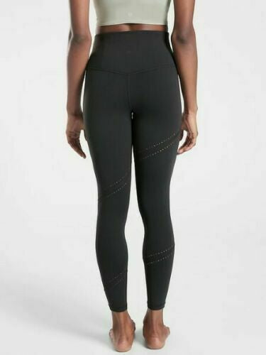 ATHLETA It’s A Wrap 7/8 Tight, Black