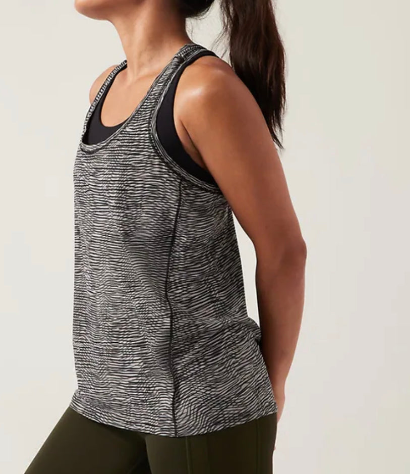 ATHLETA Ultimate Scoop Tank, XL NEW! (A2)
