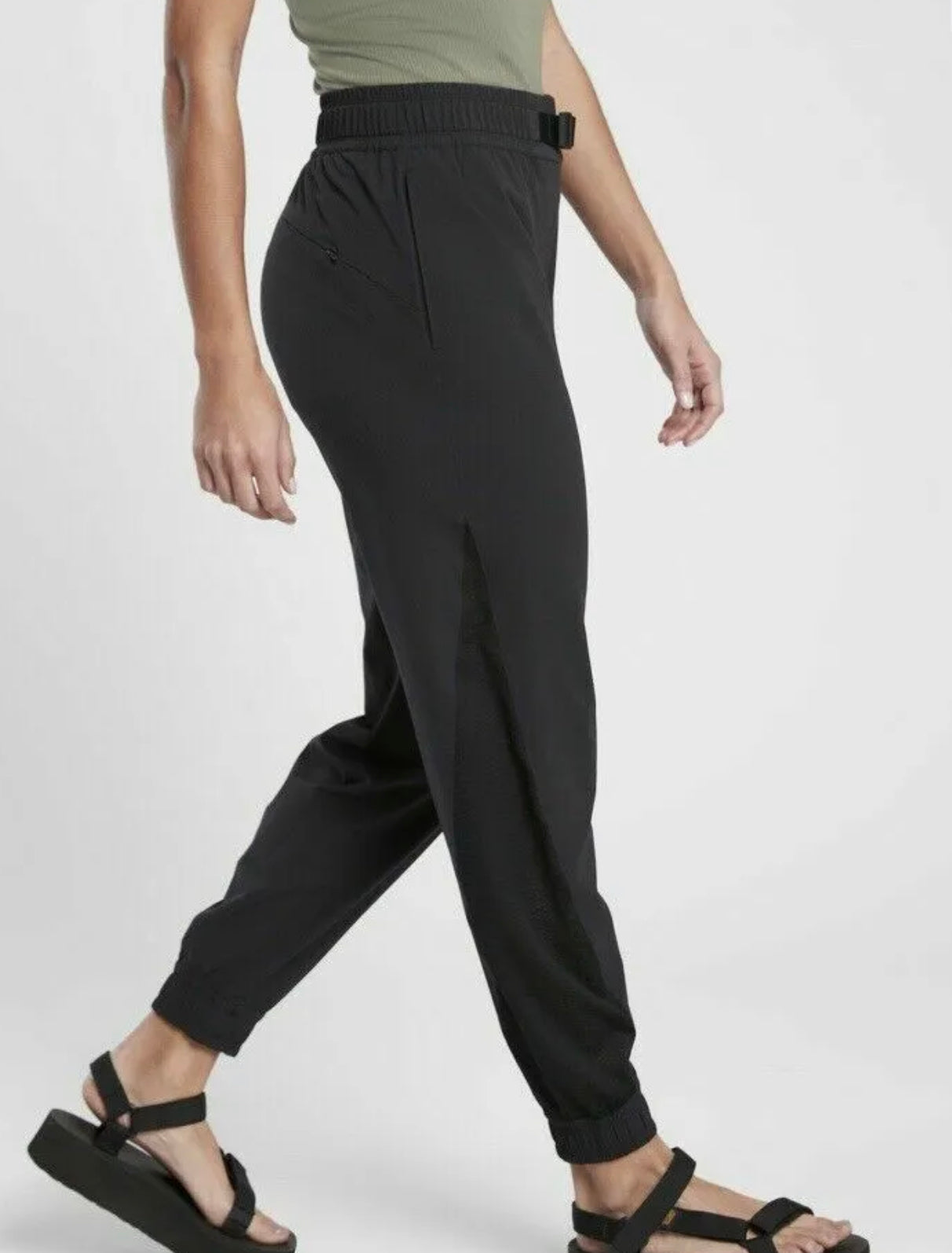 ATHLETA Quest Jogger, Black 8petite, NEW! A11