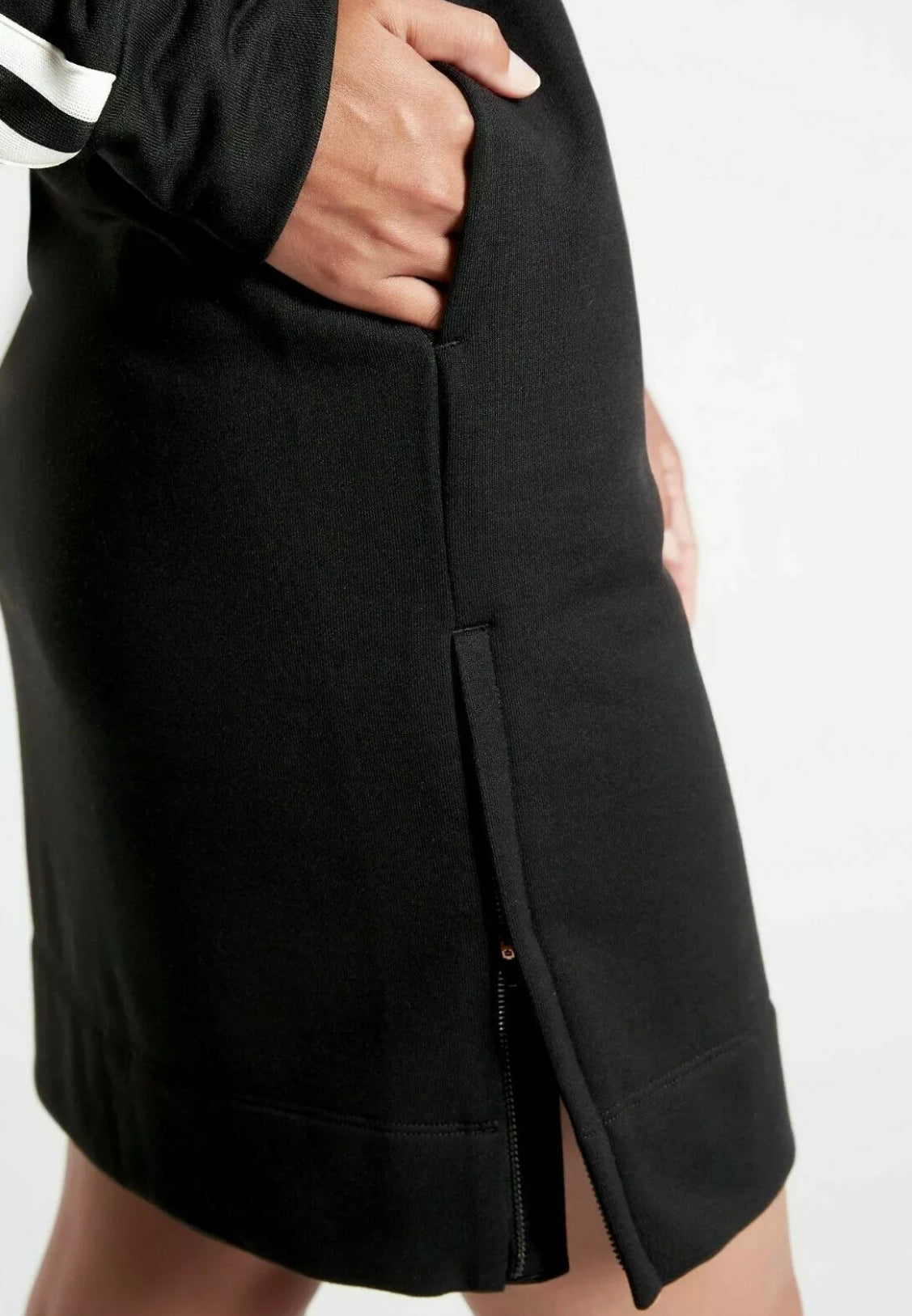 ATHLETA Crosstown Track Dress, Black, Medium New! B12