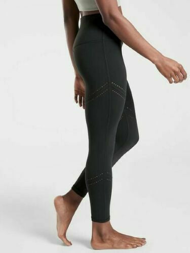 ATHLETA It’s A Wrap 7/8 Tight, Black