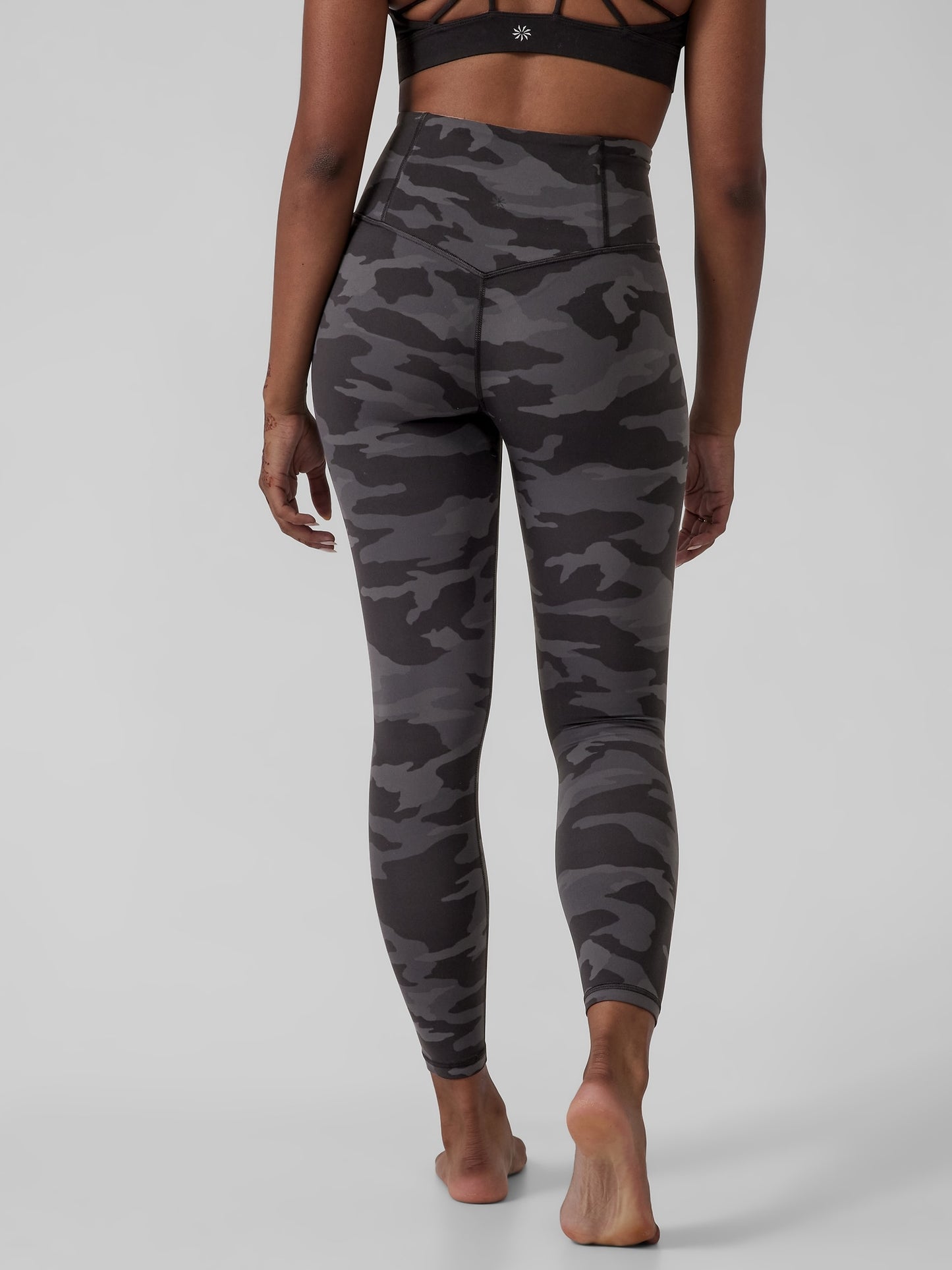 ATHLETA Elation 7/8 Tight, Black Camo XS A10