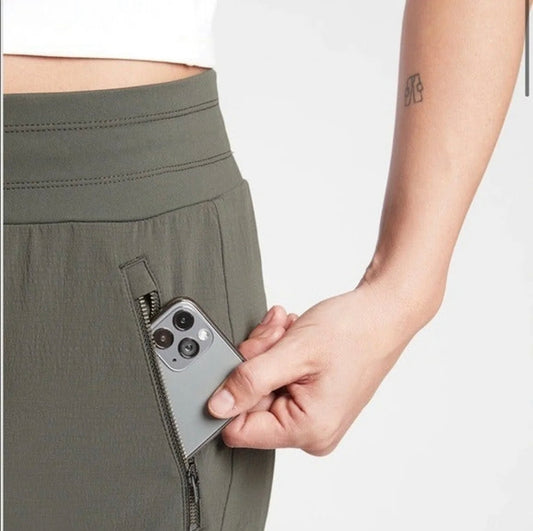 ATHLETA Trekkie North Jogger (NEW)