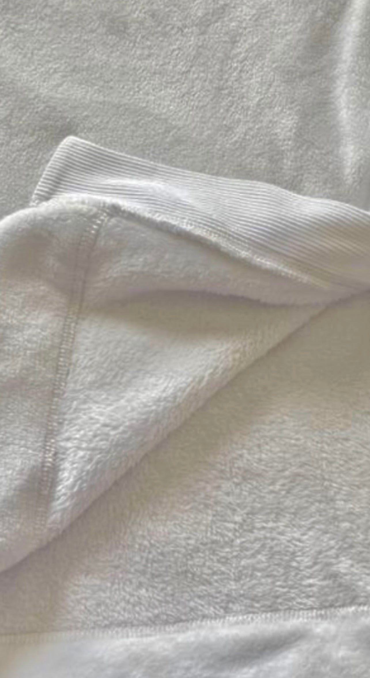 ATHLETA Double Cozy Karma Funnel Neck Sweatshirt, Sea Salt Large New! B9