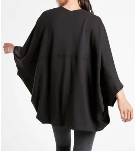 ATHLETA Cocoon Wrap, Black Small New! B7