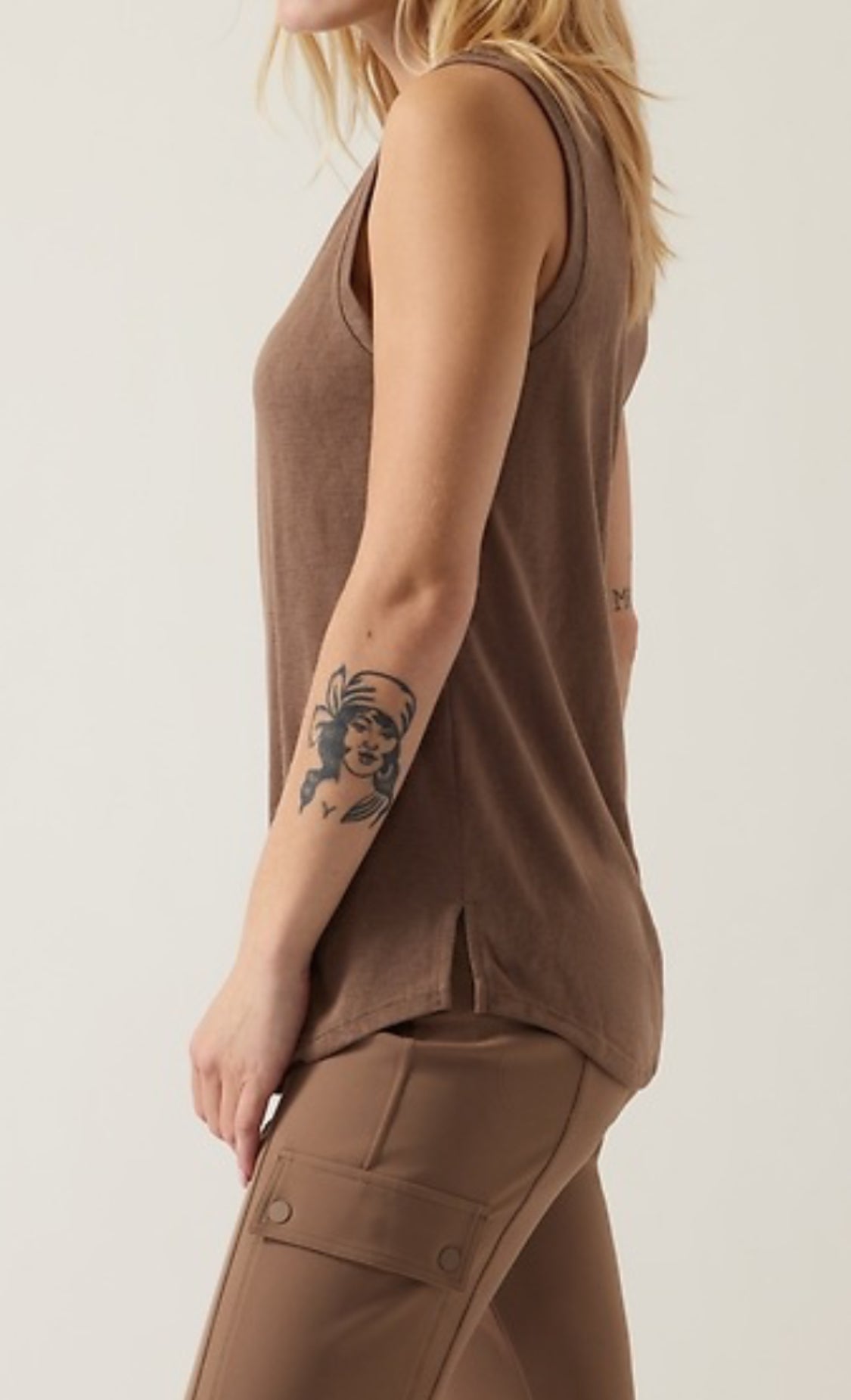 ATHLETA Breezy Tank Pyrite Brown, Medium NEW! (A1)
