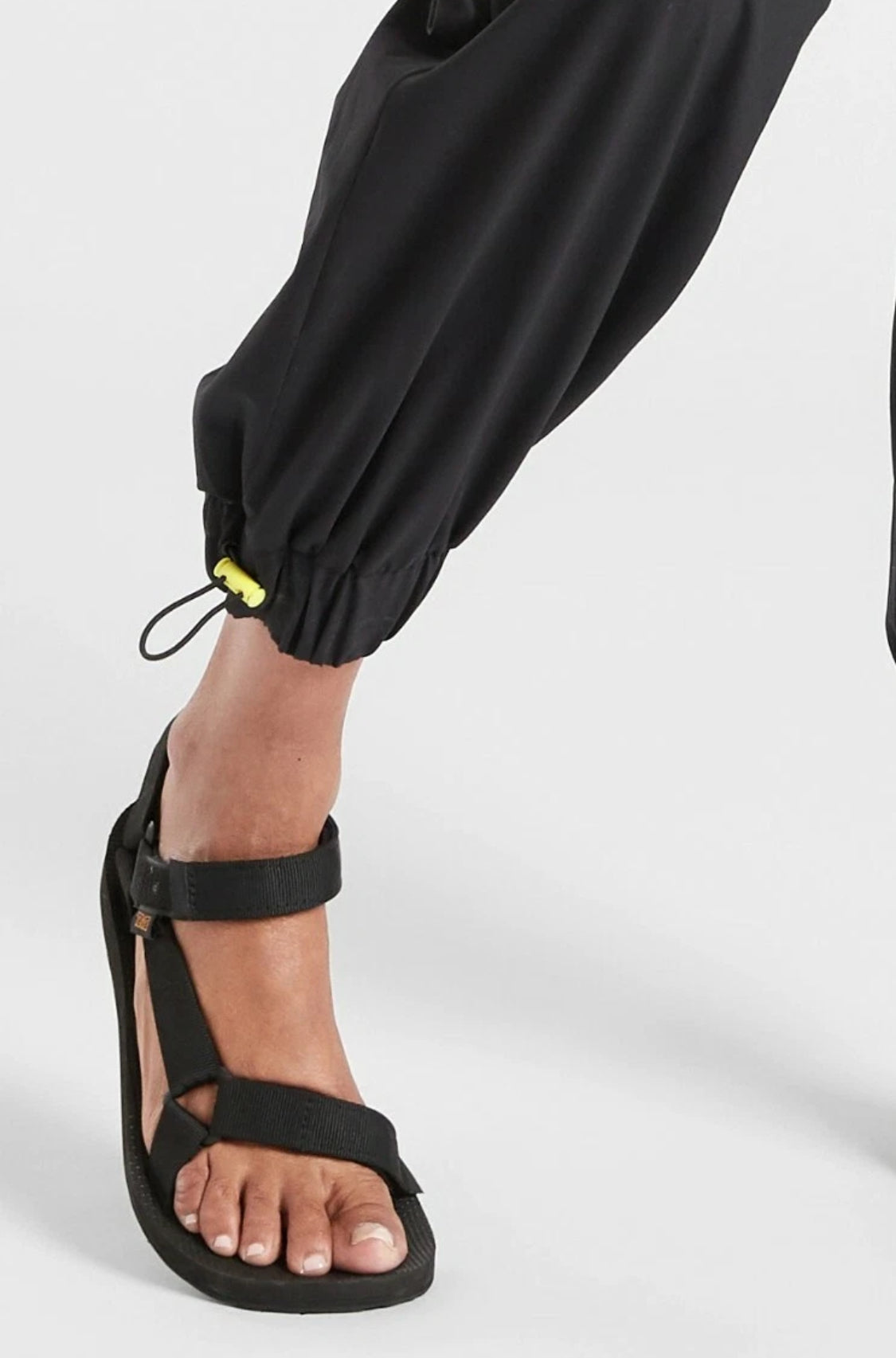 ATHLETA Dipsea Romper, Black, New! Size16.        B12