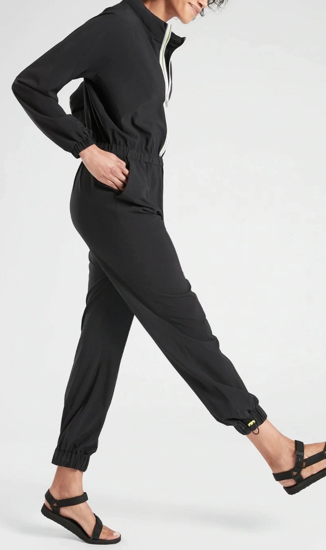 ATHLETA Dipsea Romper, Black, New! Size16.        B12