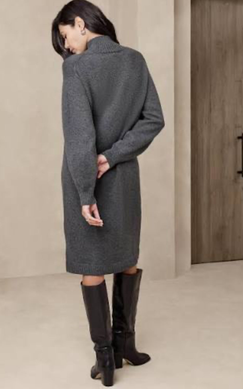 Banana Republic Knee Length Turtleneck Sweater Dress, Gray, Large B17