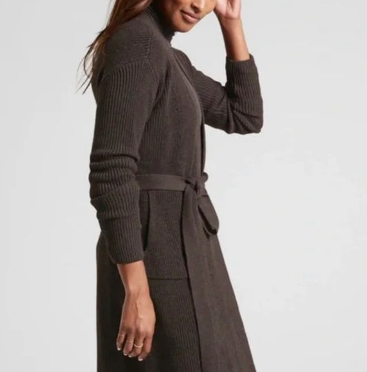 ATHLETA Scenic Wrap, Large, New! B1