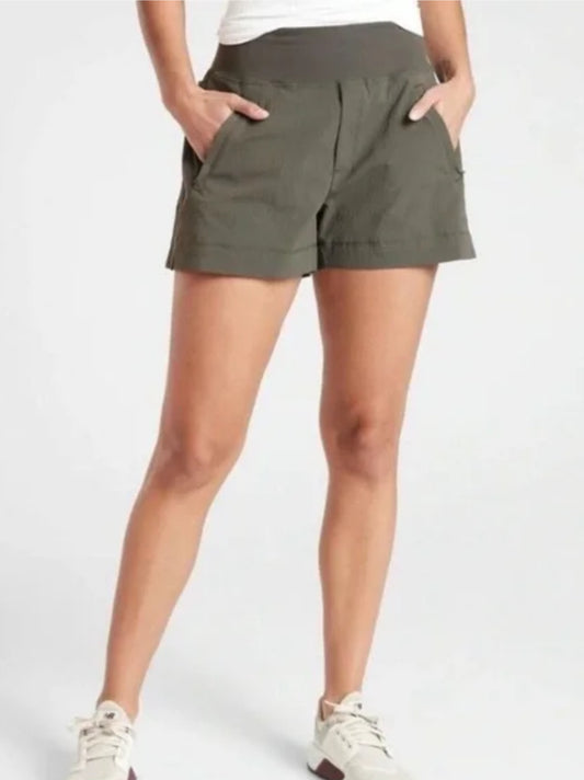ATHLETA Trekkie North Short (NEW) 12 Green