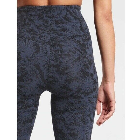 ATHLETA Elation Textured Tight, Frosted Floral Blue